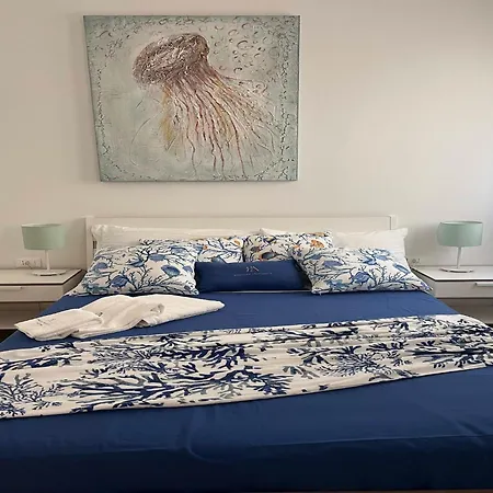 Seaside Escape With Balcony Views * Porto Venere